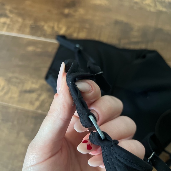 garage black bathing suit top - Picture 4 of 4